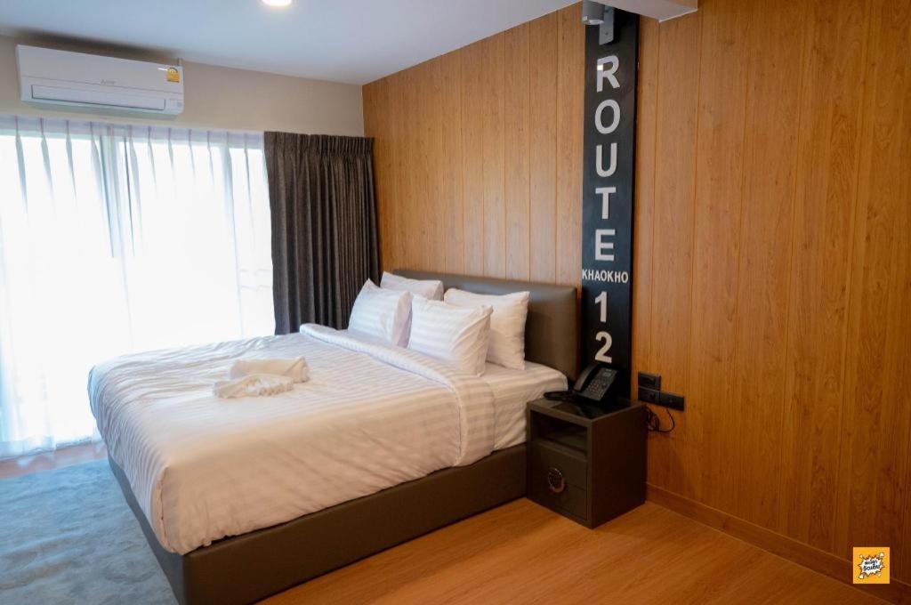 Route12 Hotel Khao Kho Exterior foto